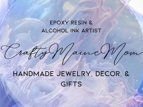 Stay at Home Mom and Epoxy Resin Artist