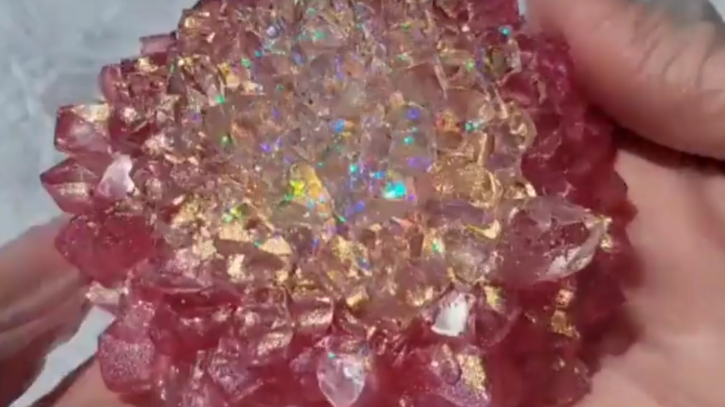 Want to know how to create Resin Crystals with no Bubbles?