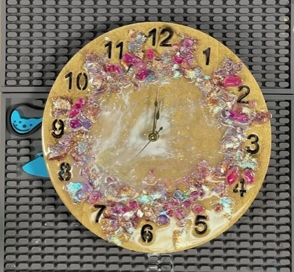 Let’s use Fusion Films to create a custom epoxy resin clock!