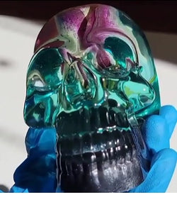 How to Cast a Flower inside an Epoxy Resin Skull with Fewer Bubbles